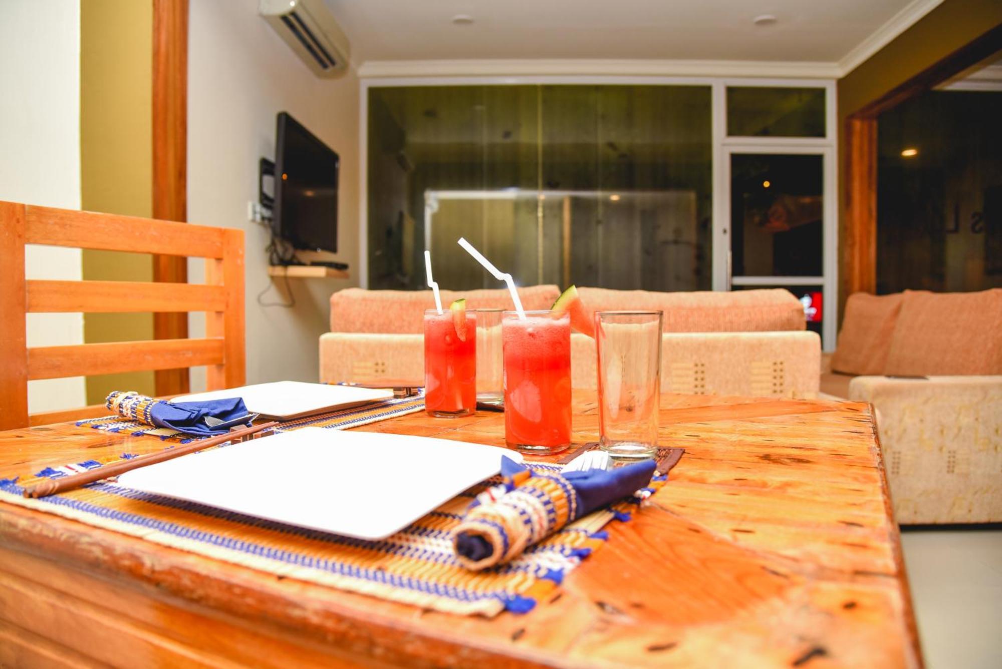 Equatorial Divers Lodge Addu City Exterior foto